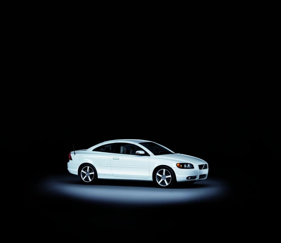  Volvo C70 Ice White 2009 года  (фото 6 из 6)
